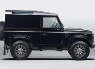 The Land Rover Defender LXV comes in Santorini Black with contrast Corris Grey roof, grille, headlight surrounds and facia